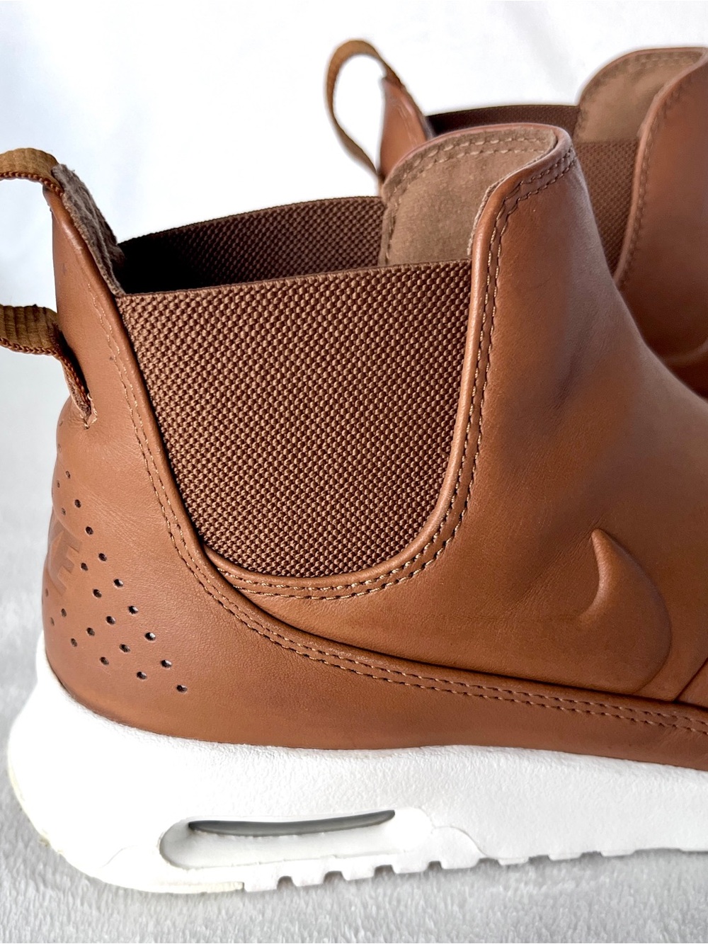 Nike Air Max Thea Mid Ale Brown Leather Chelsea Sneaker Boots Size 6.5 - Picture 6 of 11